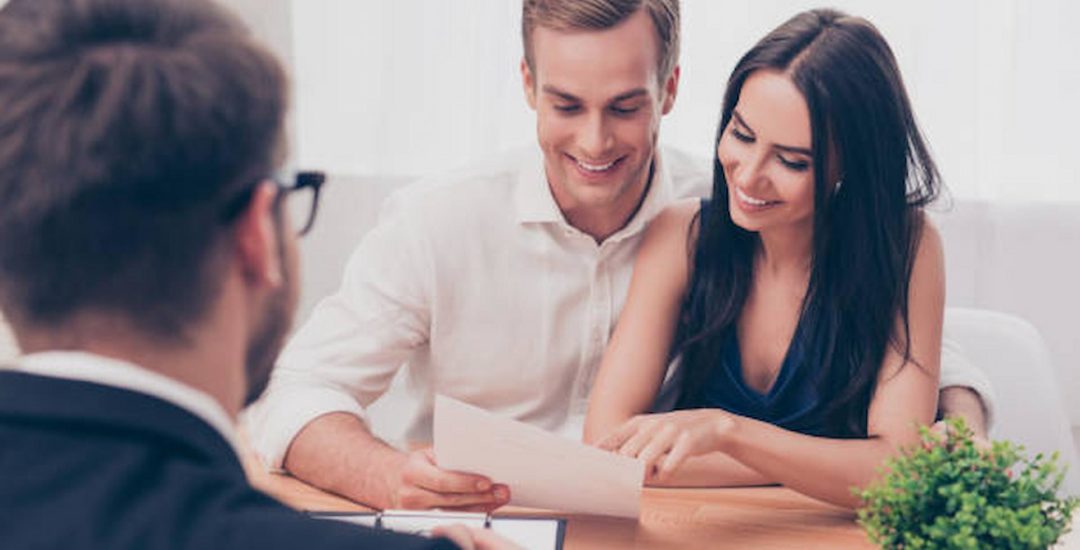 Why You Should Take Help Of A Solicitor To Purchase A Property?
